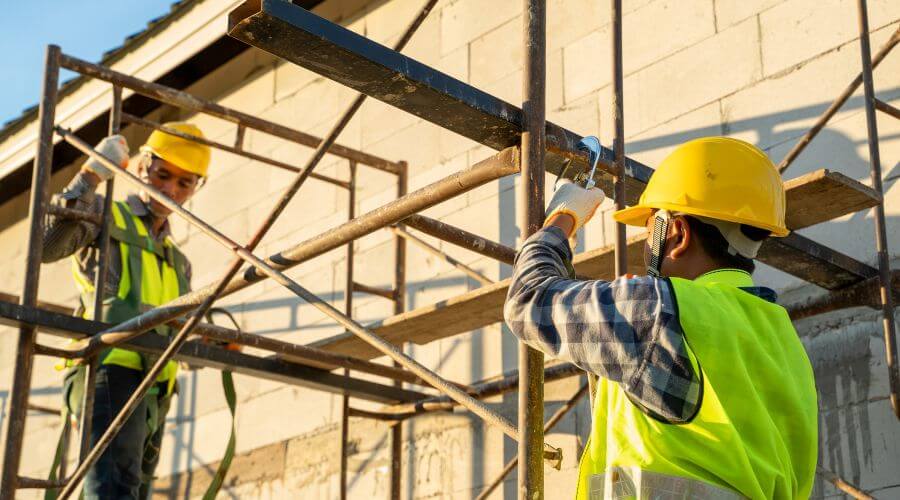 Expert Emergency Roof Repairs services in Kingston Mines, IL